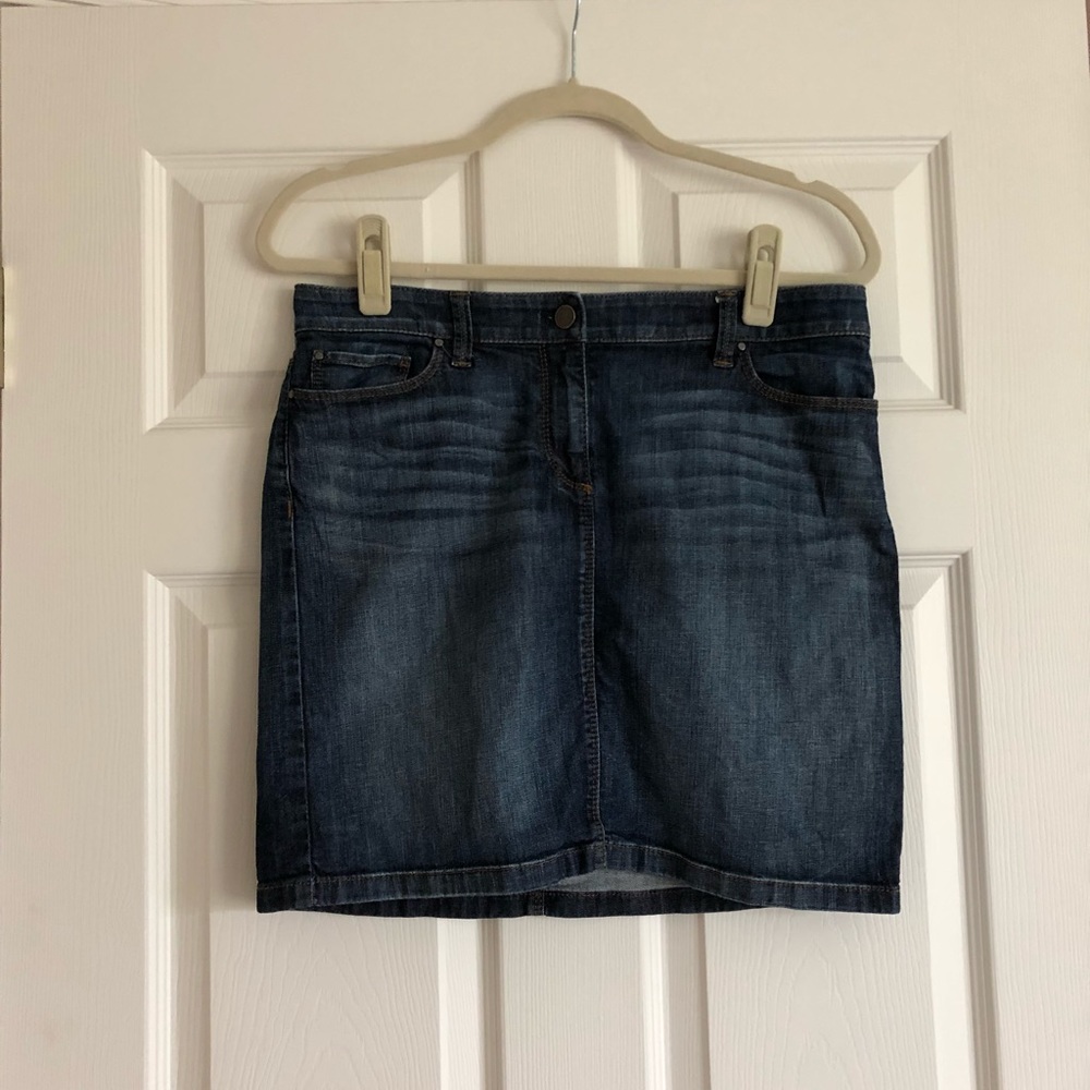 Ann Taylor Denim Skirt- Size 6